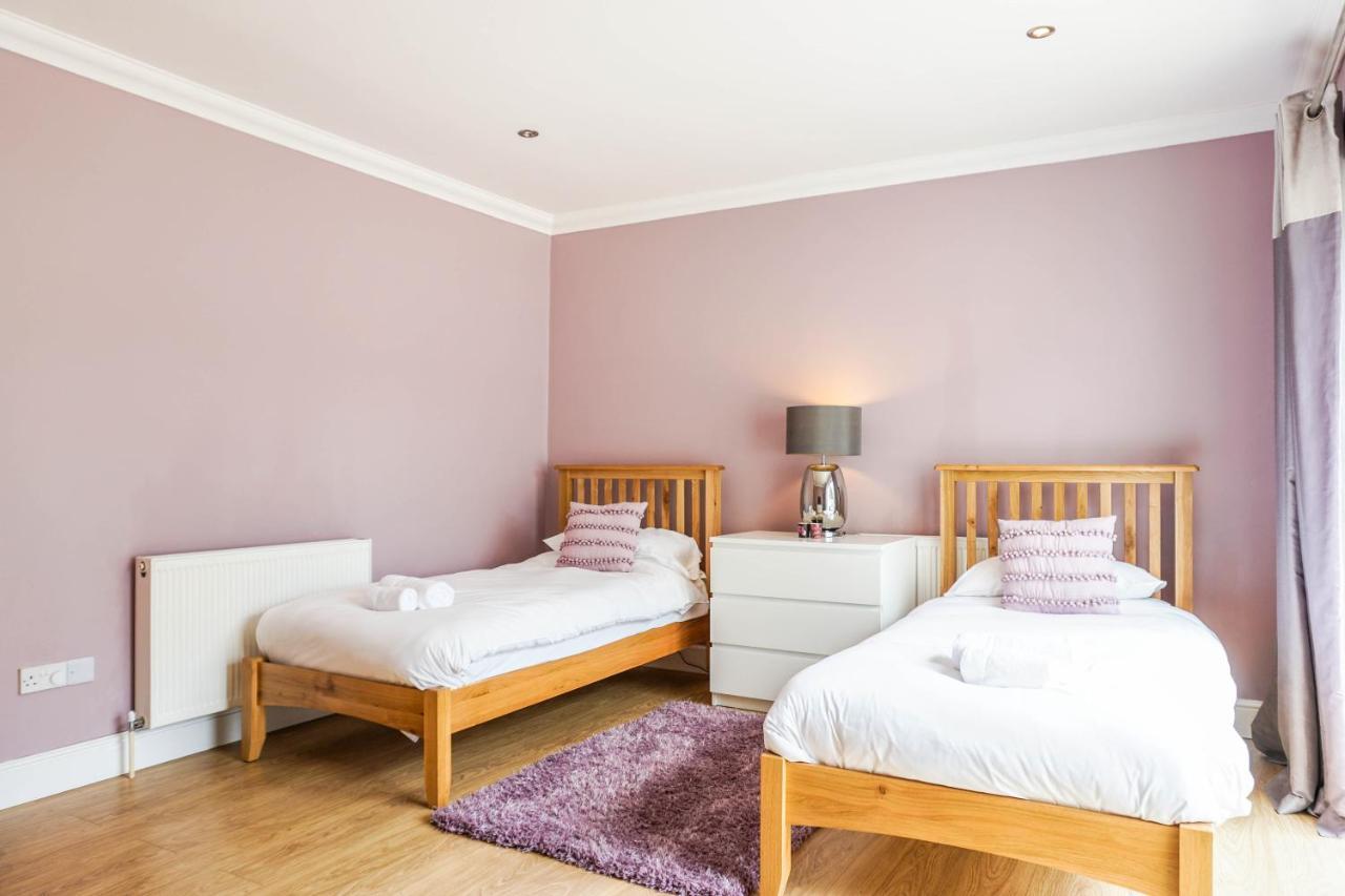 The Beach House - Fully Refurbed March 2024 Oystermouth エクステリア 写真